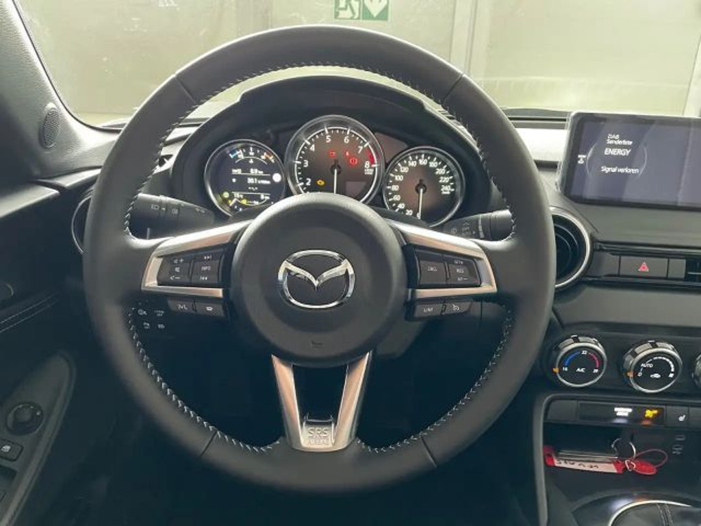 Mazda MX-5 SkyActiv Exclusive-line