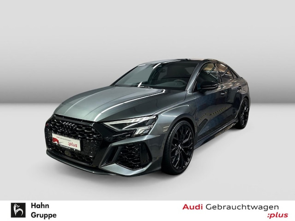 Audi RS3 Sedan Quattro S-Tronic