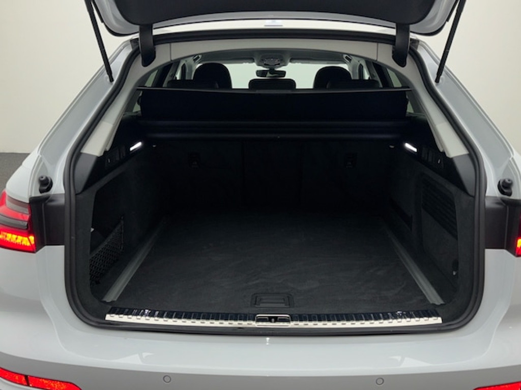 Audi S6 Avant Quattro