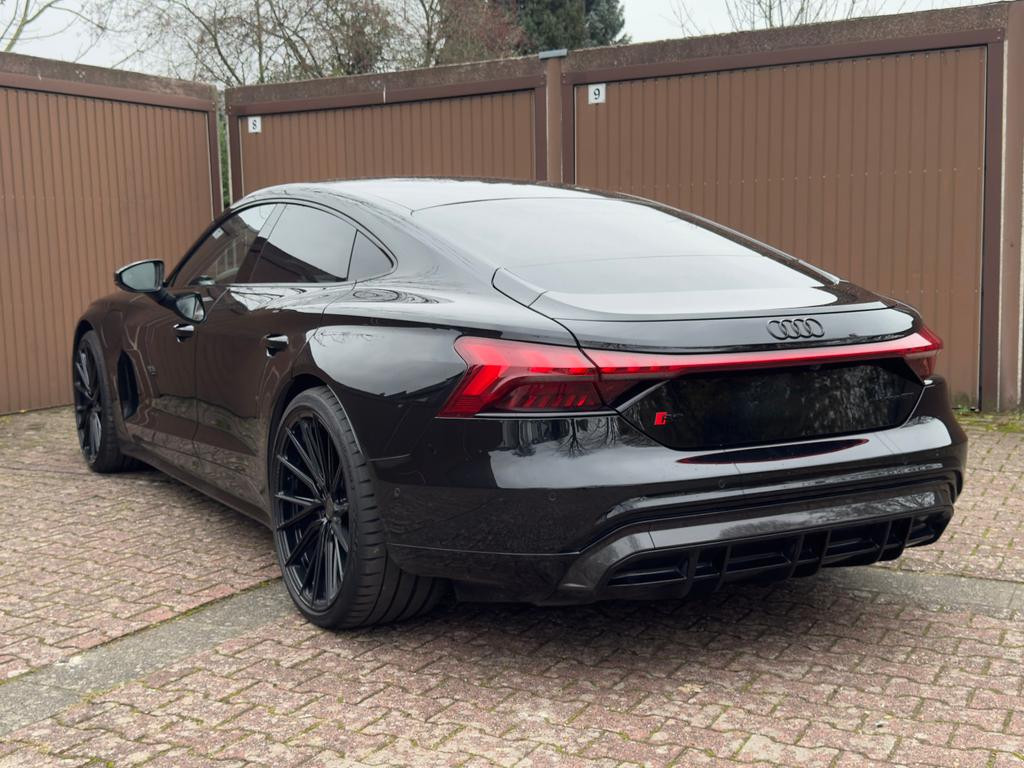 Audi RS e-tron GT