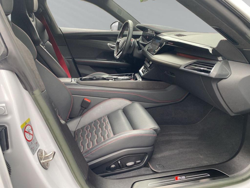 Audi RS e-tron GT