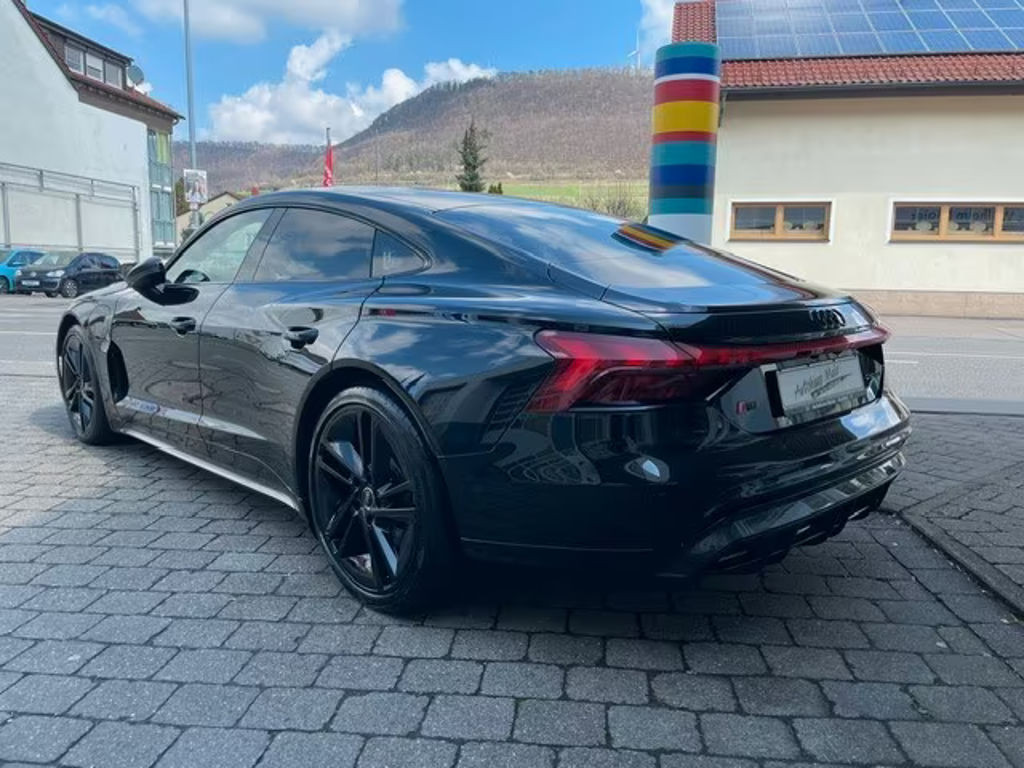 Audi RS e-tron GT