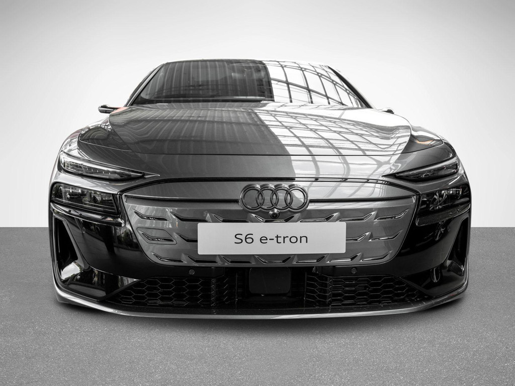 Audi S6 e-tron
