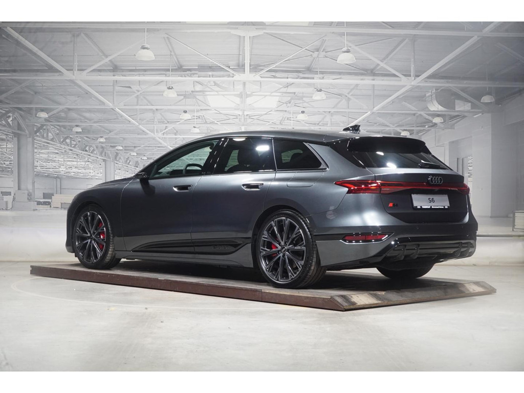 Audi S6 e-tron