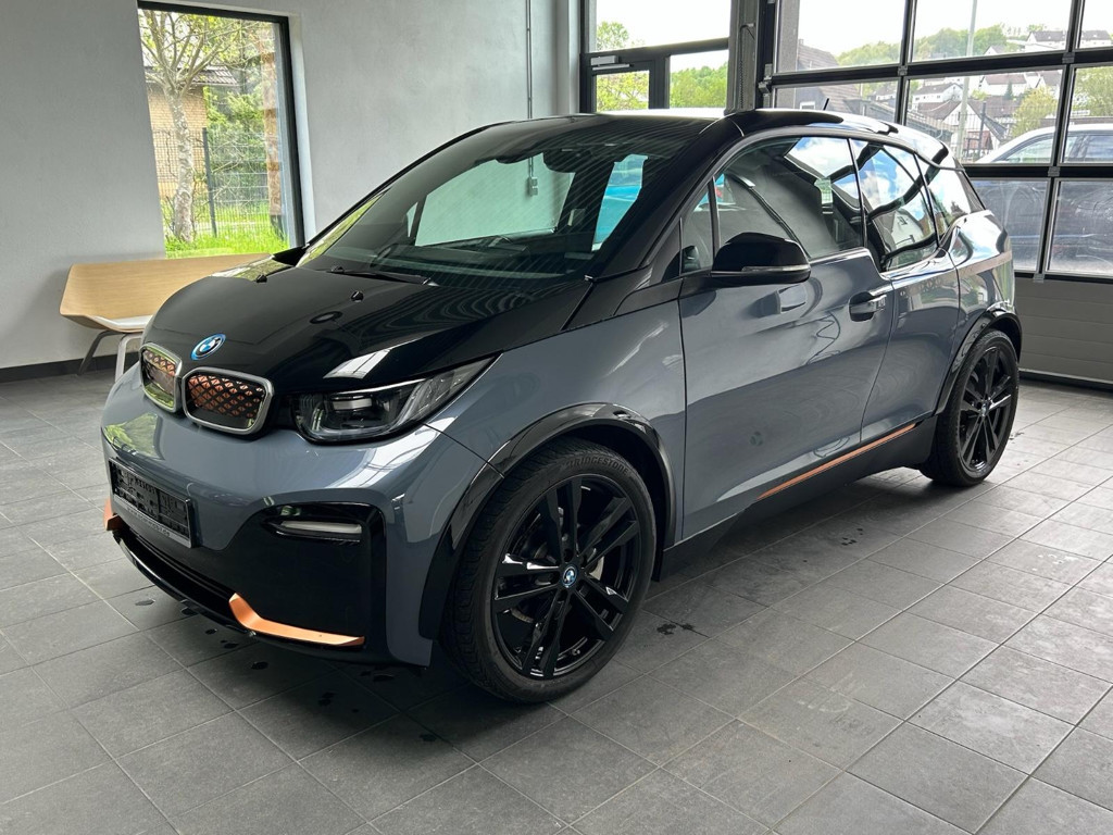 BMW i3 Sedan S