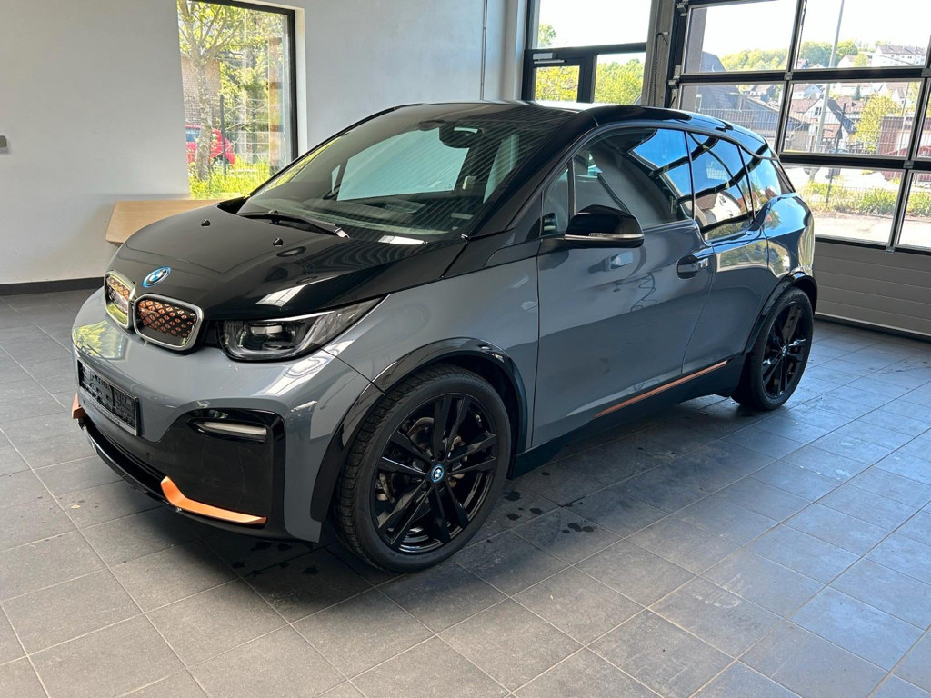 BMW i3 Sedan S