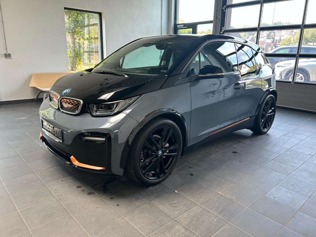 BMW i3 Sedan S