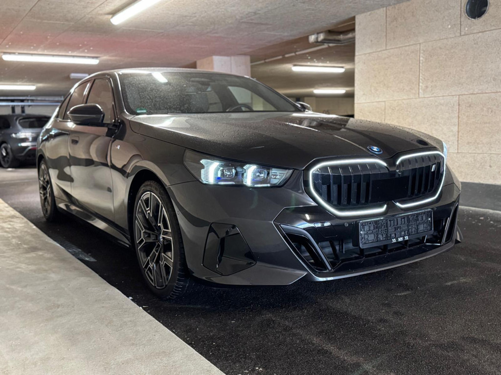 BMW i5 M-Sport xDrive Sedan