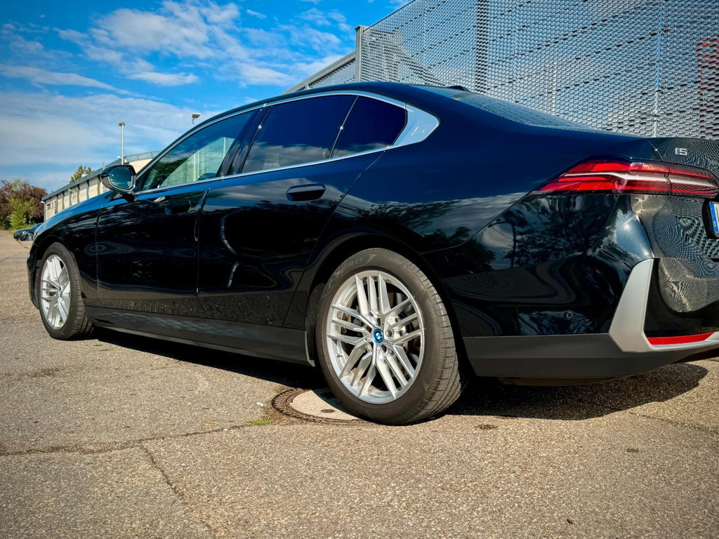 BMW i5 Sedan eDrive40