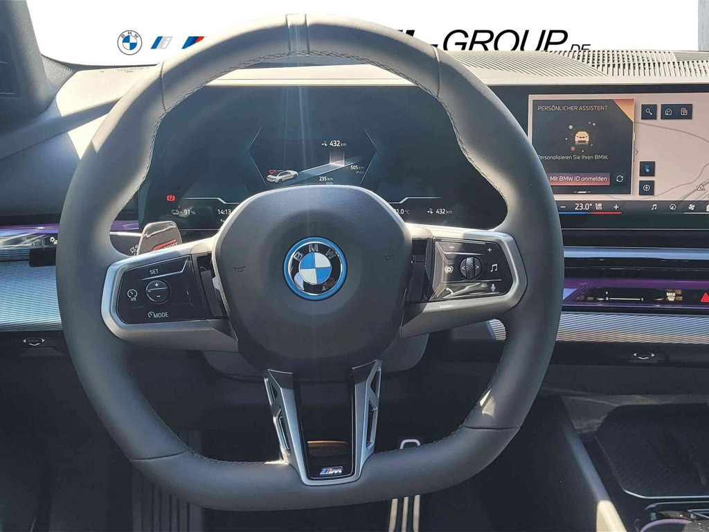 BMW i5