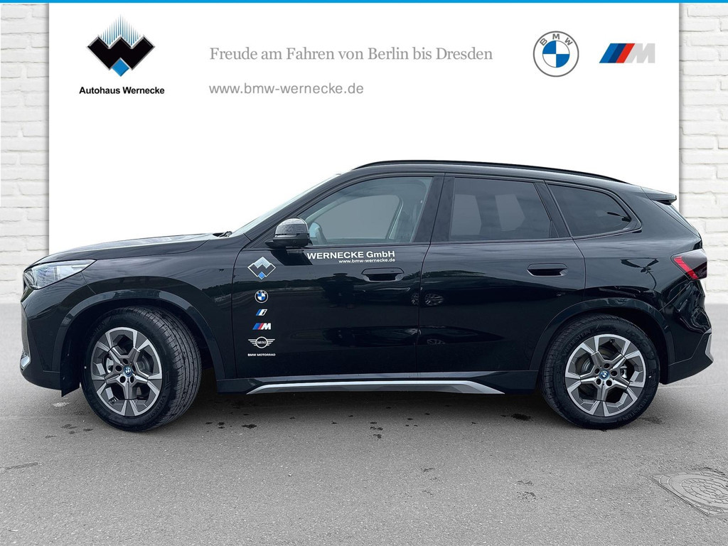 BMW iX1 xDrive30