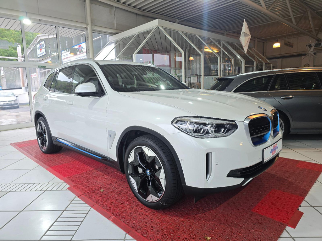 BMW iX3 Impressive iX3