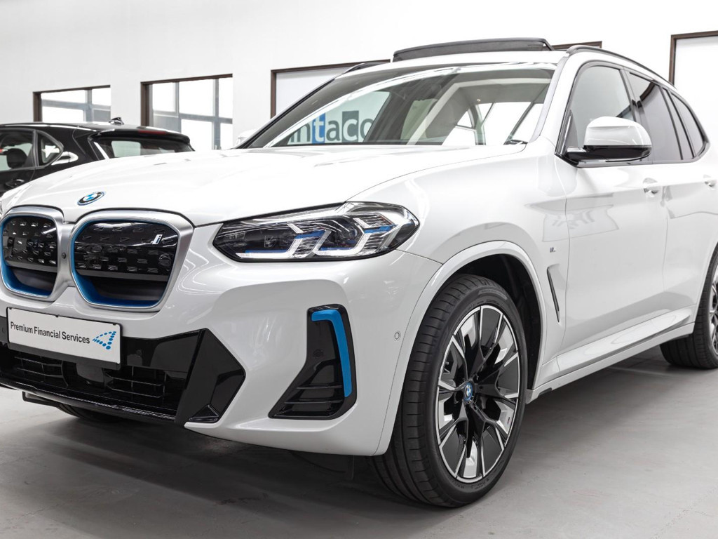 BMW iX3 Impressive iX3