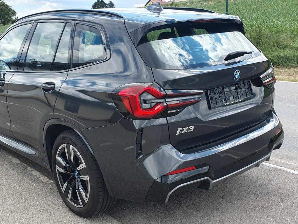 BMW iX3 M-Sport iX3