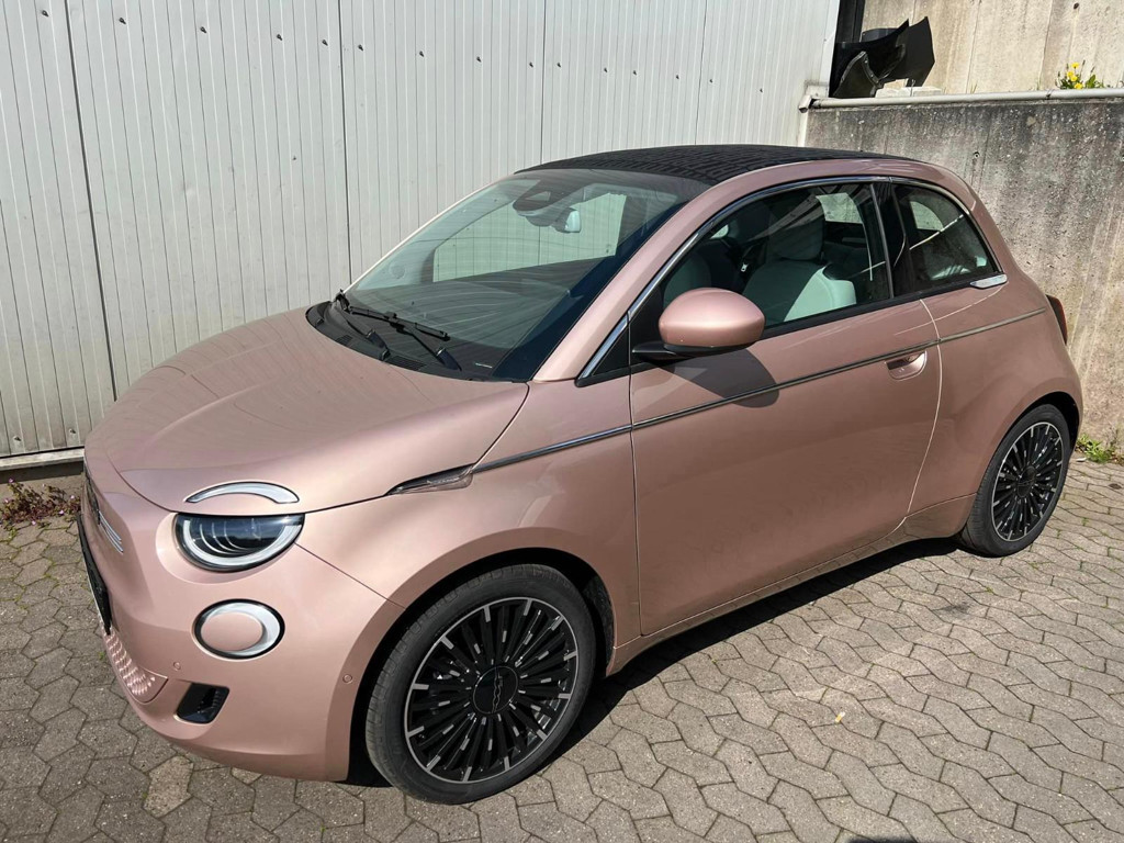 Fiat 500e by Bocelli