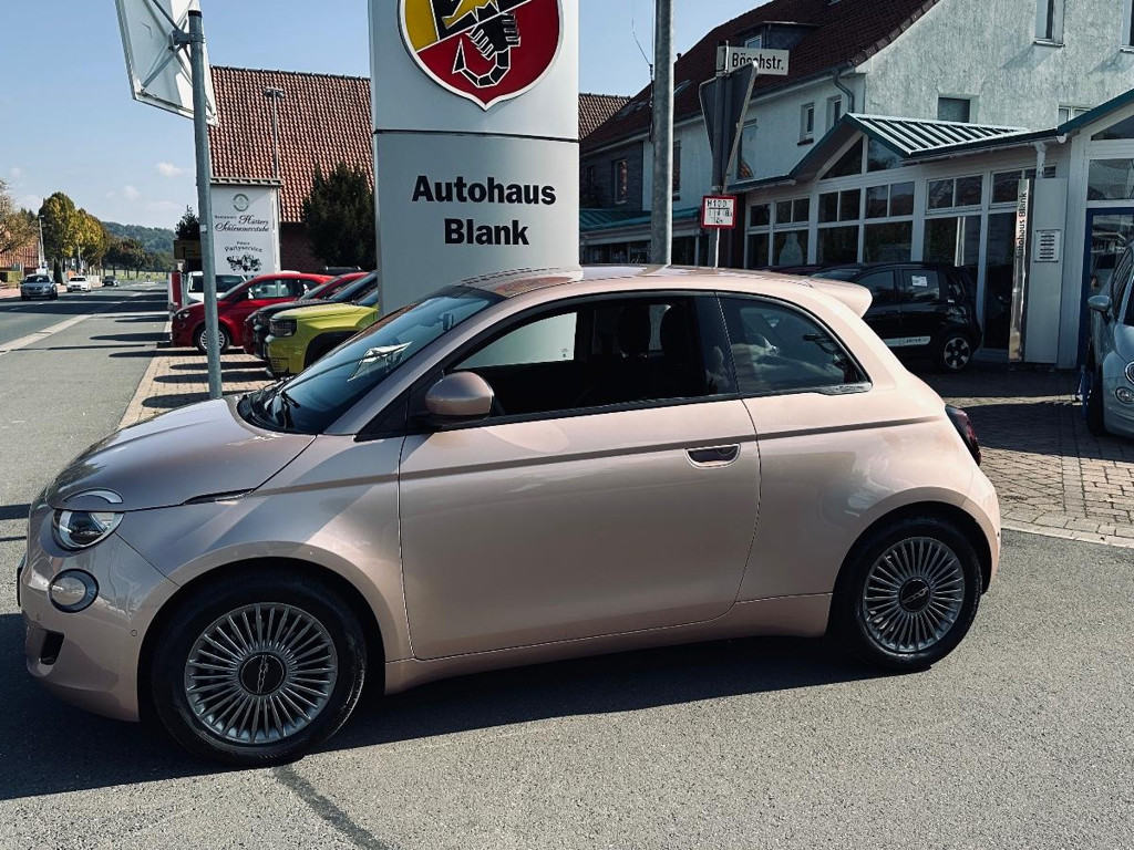 Fiat 500e 