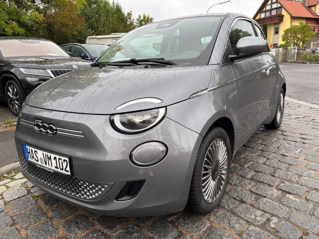 Fiat 500e 42 kWh