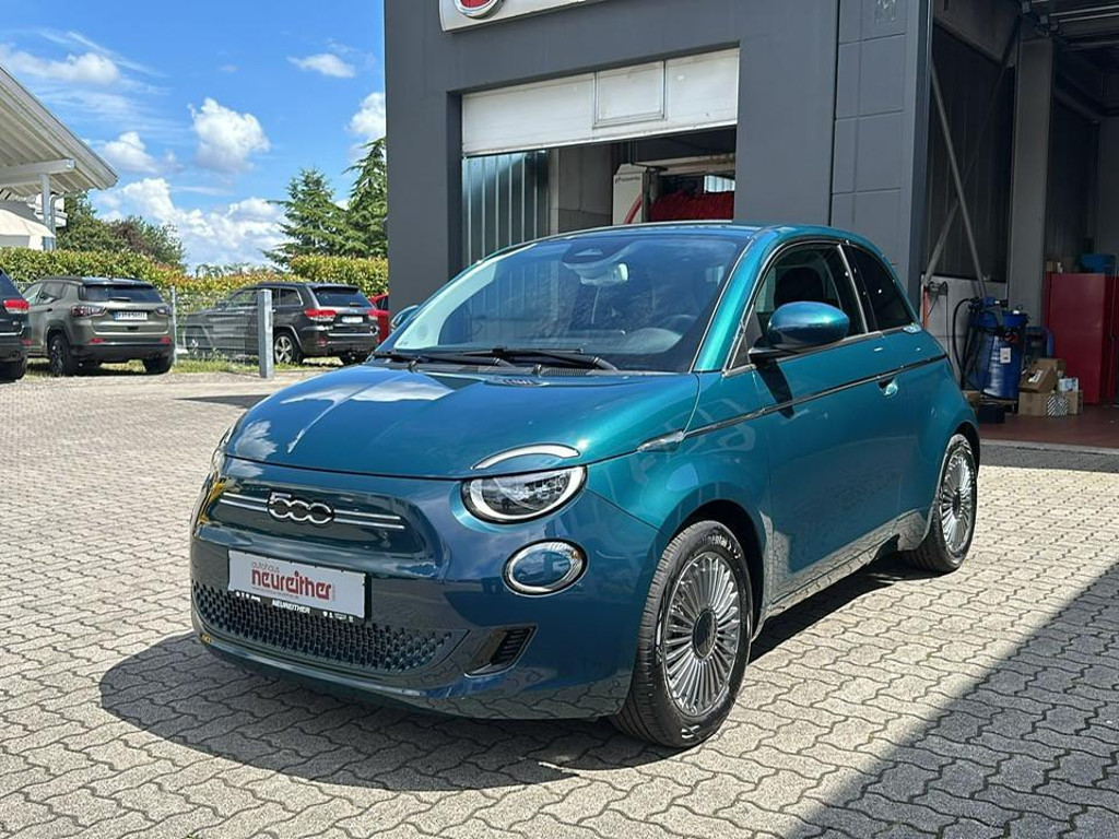 Fiat 500e 42kwh*Klimaauto*Carplay*Lagerwagen
