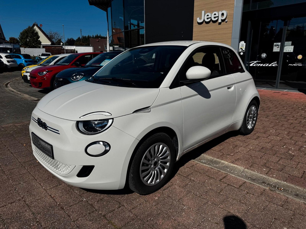 Fiat 500e Carplay Klimaaut. Keyless
