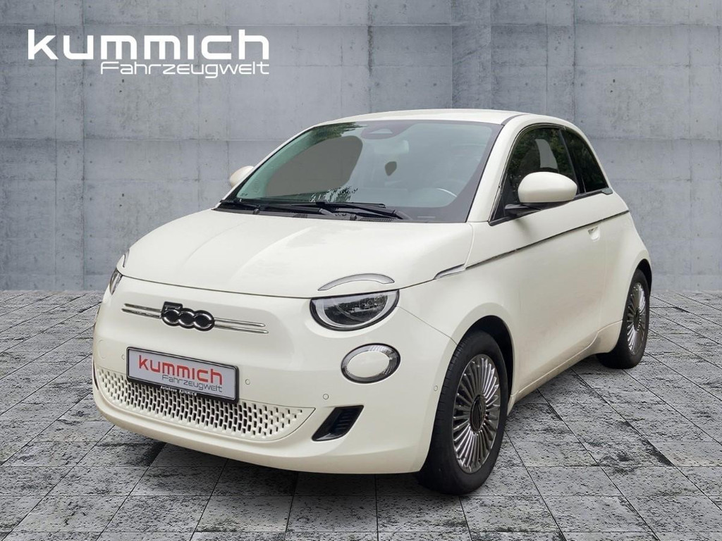 Fiat 500e 42kWh mit BatterieZertifikat