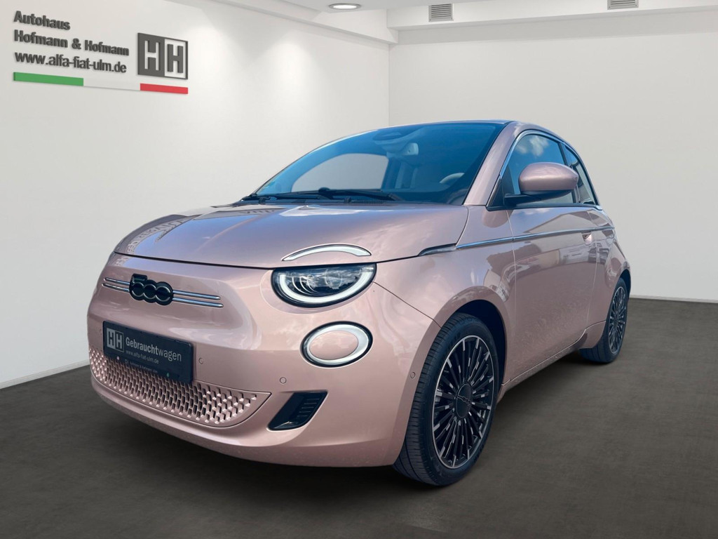 Fiat 500e La Prima