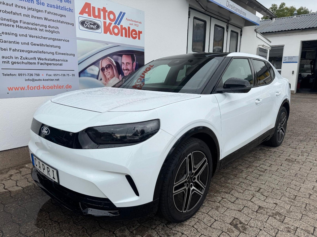 Ford Capri RWD Premium