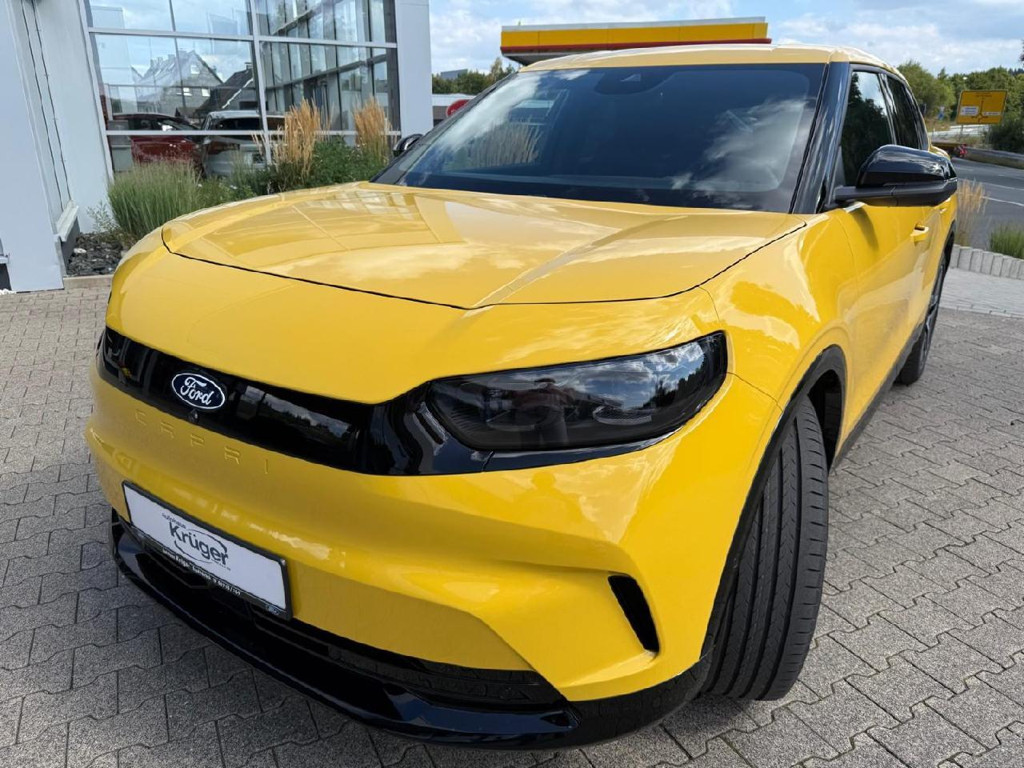 Ford Capri RWD Premium