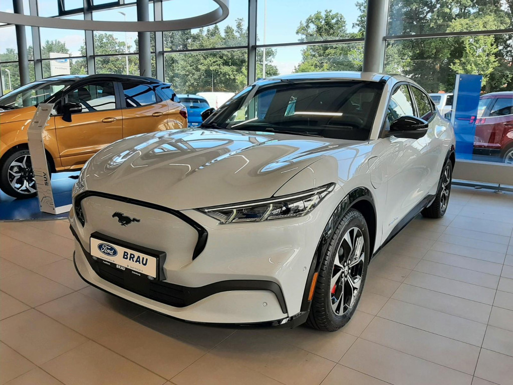 Ford Mustang Mach-E AWD 75 kWh