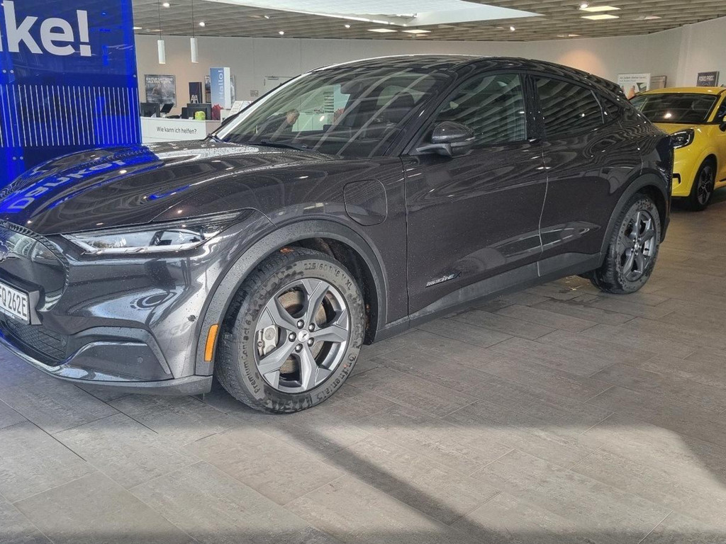 Ford Mustang Mach-E RWD