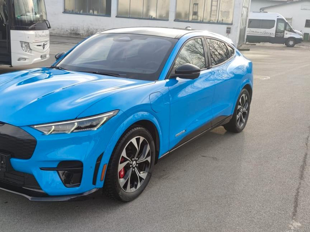 Ford Mustang Mach-E AWD GT