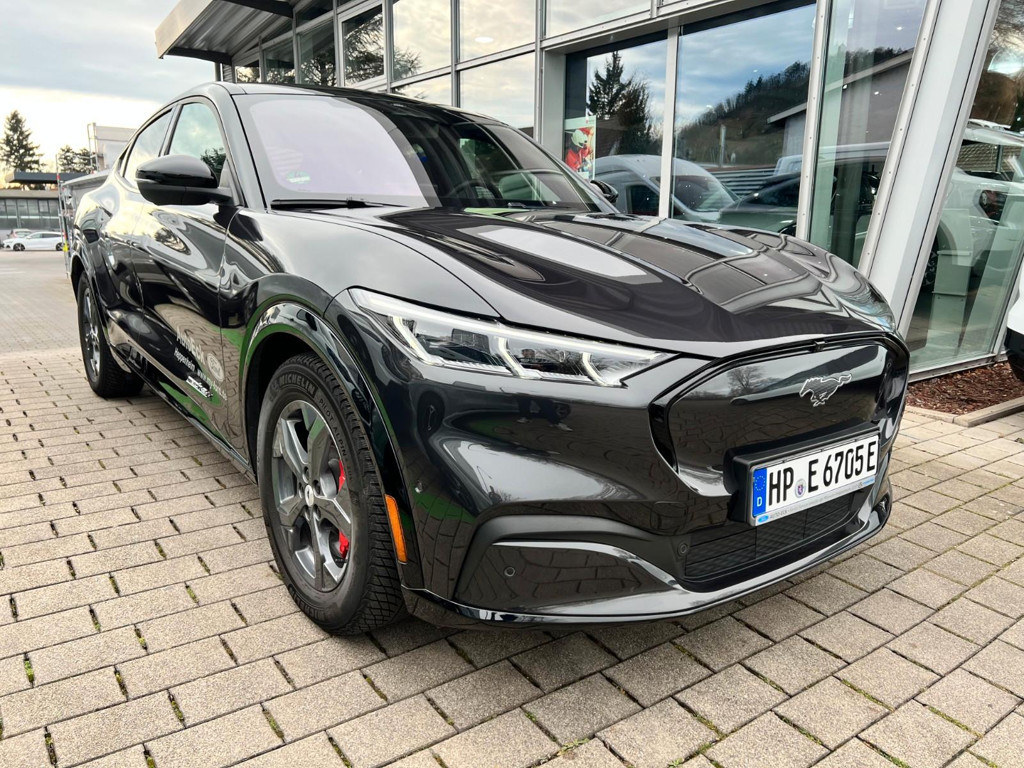 Ford Mustang Mach-E AWD