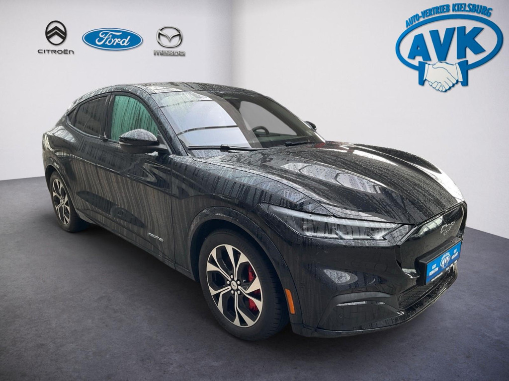 Ford Mustang Mach-E AWD Premium