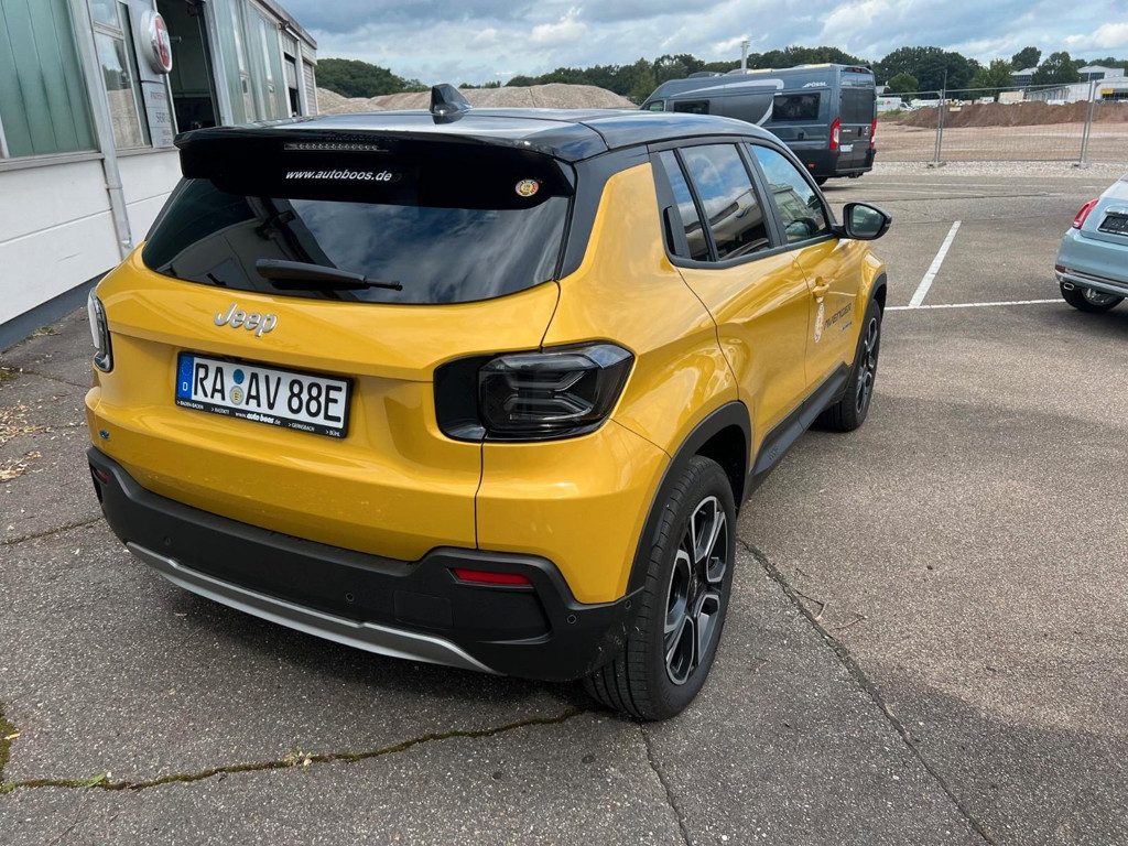 Jeep Avenger Summit Full-Electric