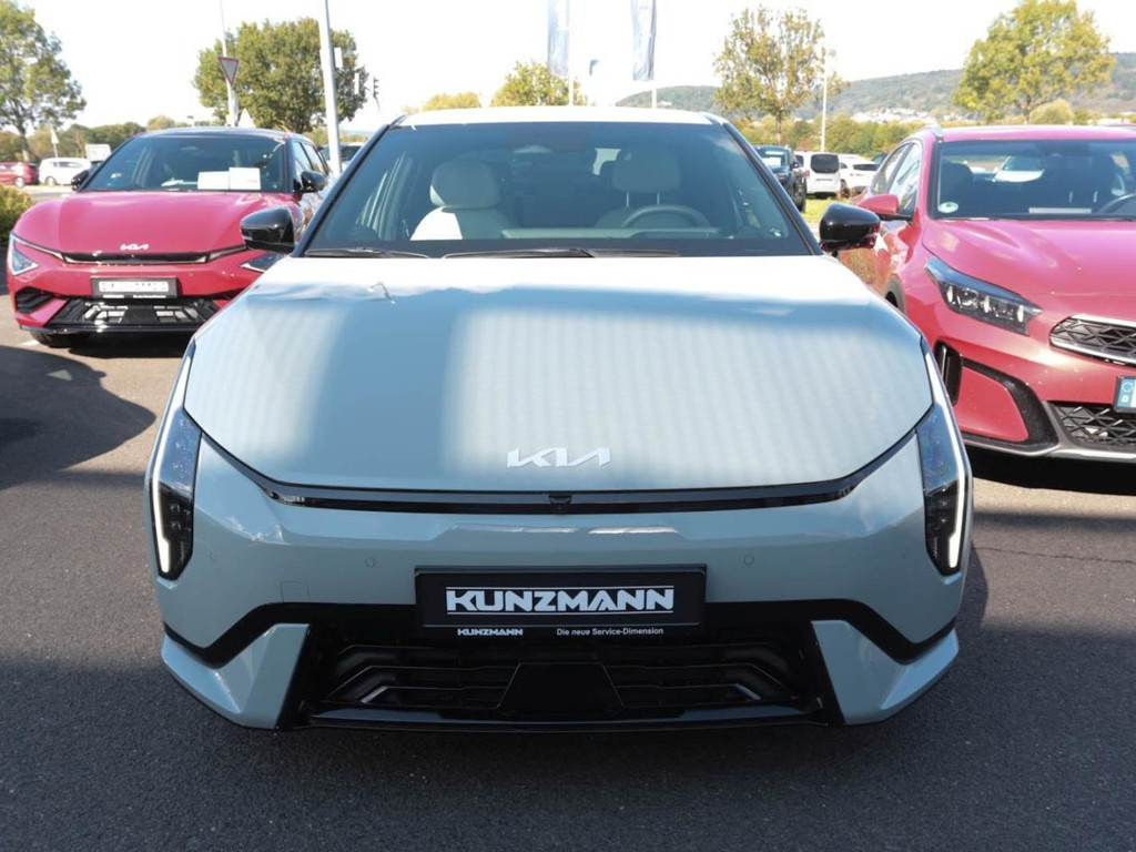 Kia EV4