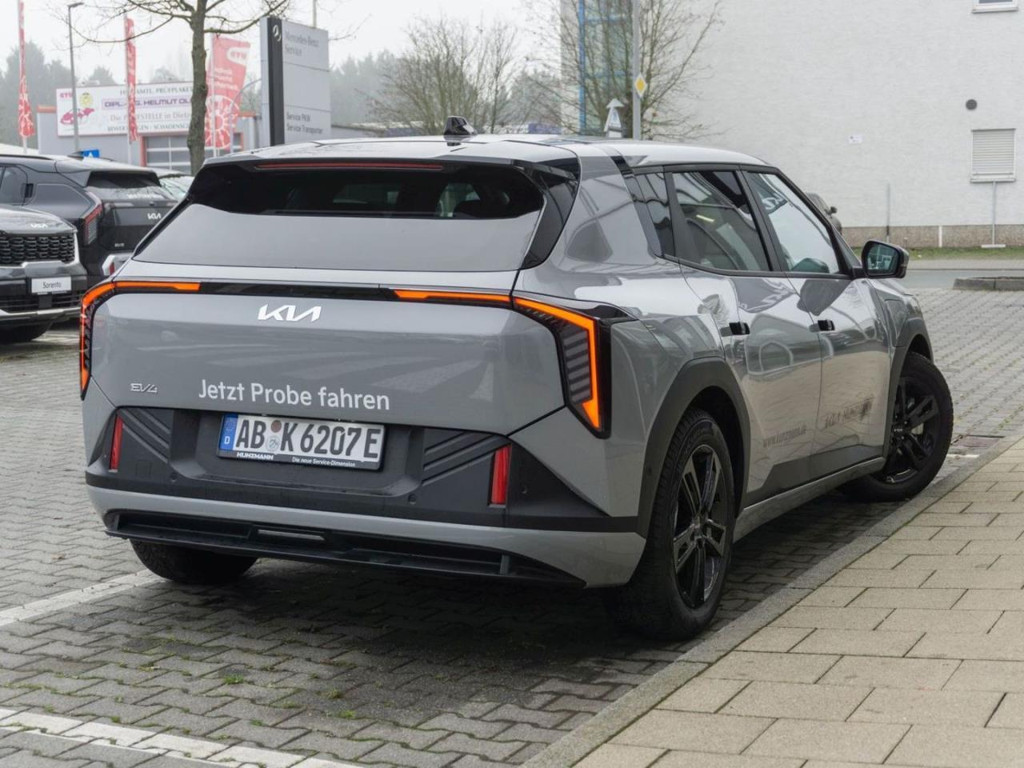 Kia EV4