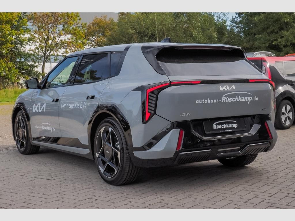 Kia EV4