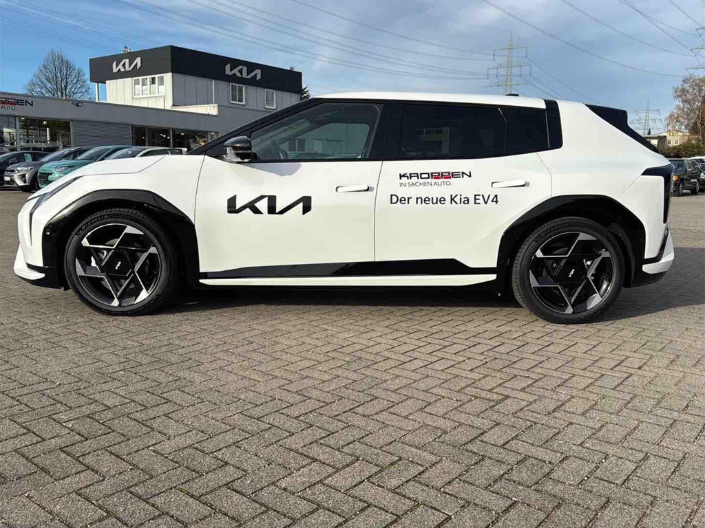 Kia EV4