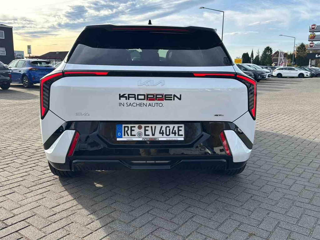 Kia EV4