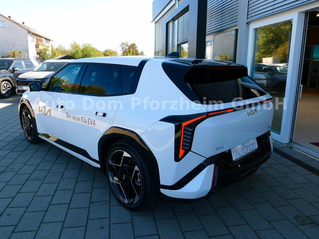 Kia EV4