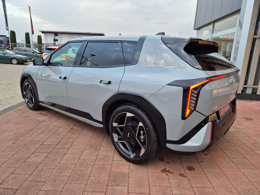 Kia EV4