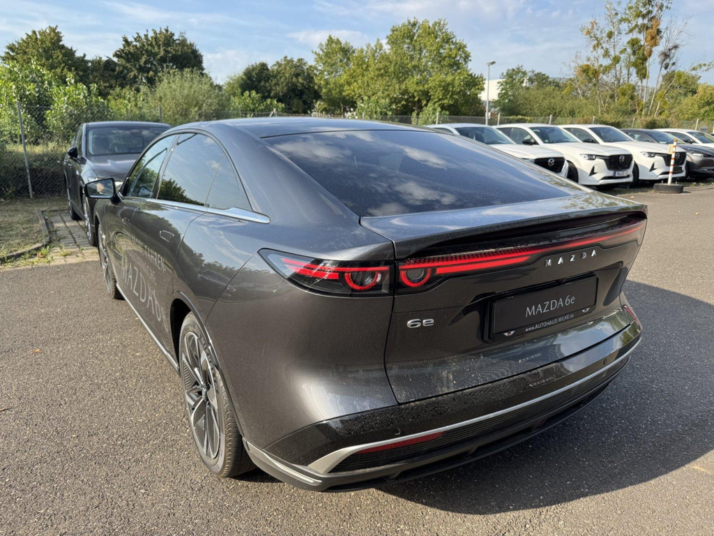 Mazda 6e