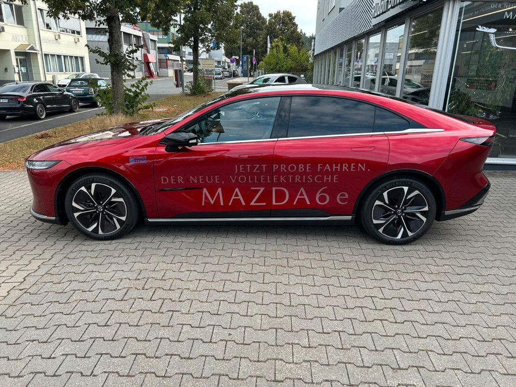 Mazda 6e
