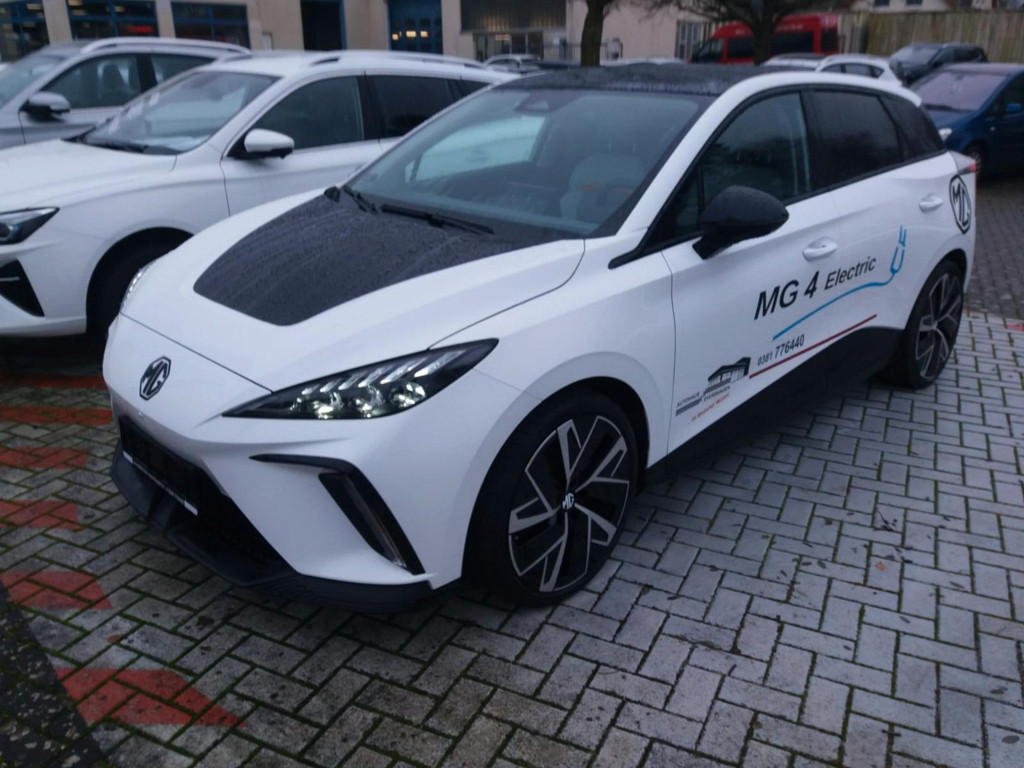 MG MG4 Luxury