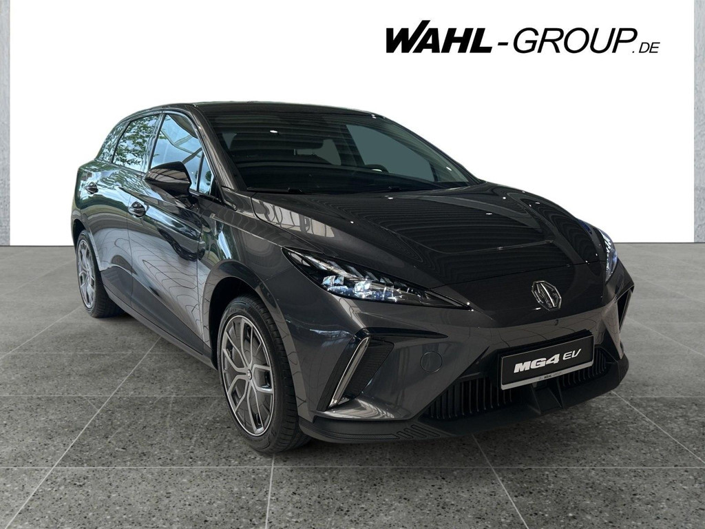 MG MG4