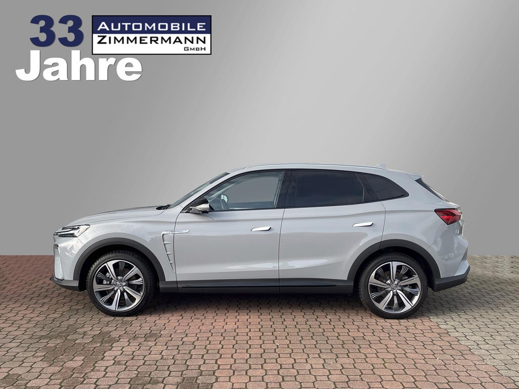 MG Marvel R Performance Tri-motor AWD