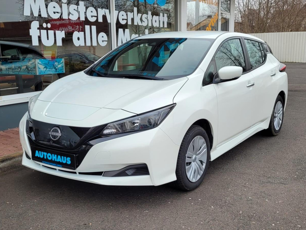 Nissan Leaf 150 PS 40KWH*AAC*SpurhalteA*TotwinkelA