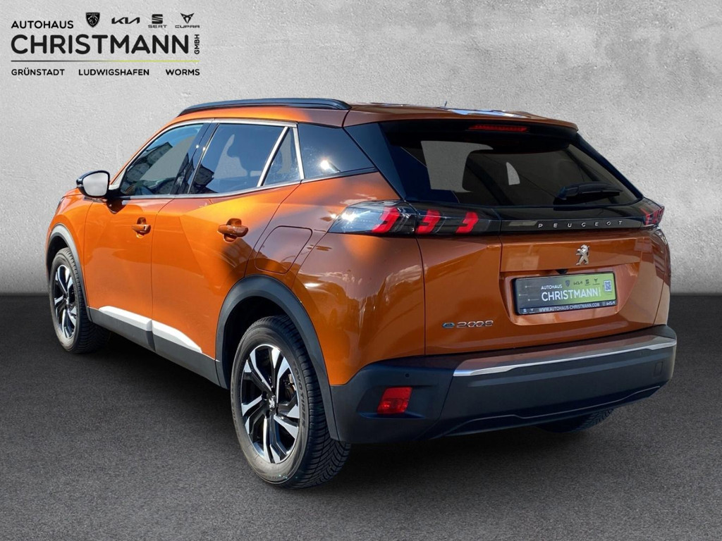 Peugeot e-2008