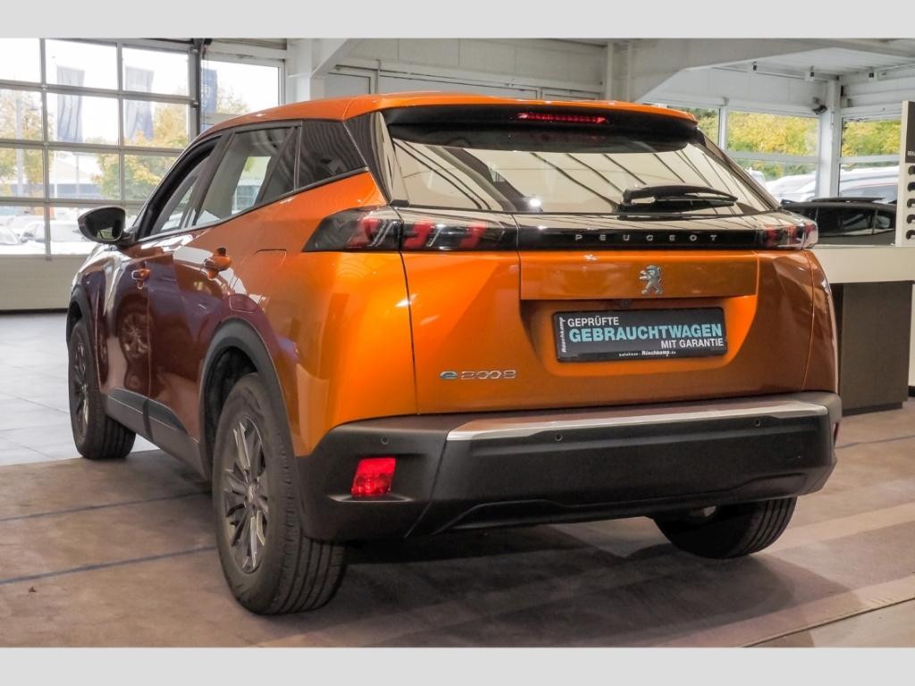 Peugeot e-2008