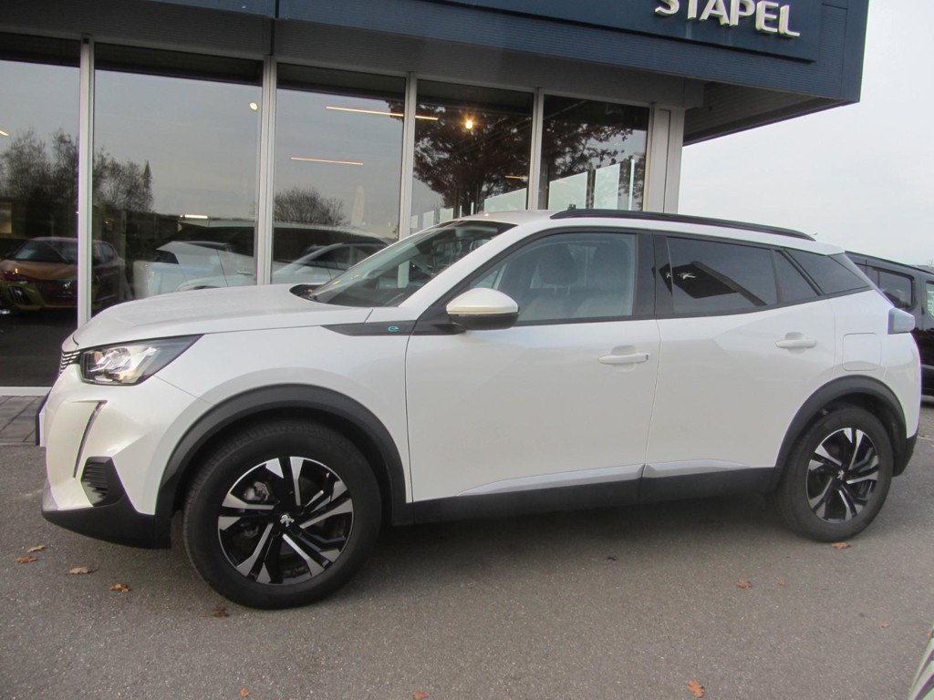 Peugeot e-2008 Allure Pack