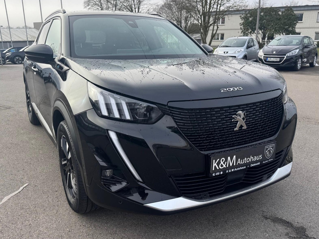 Peugeot e-2008